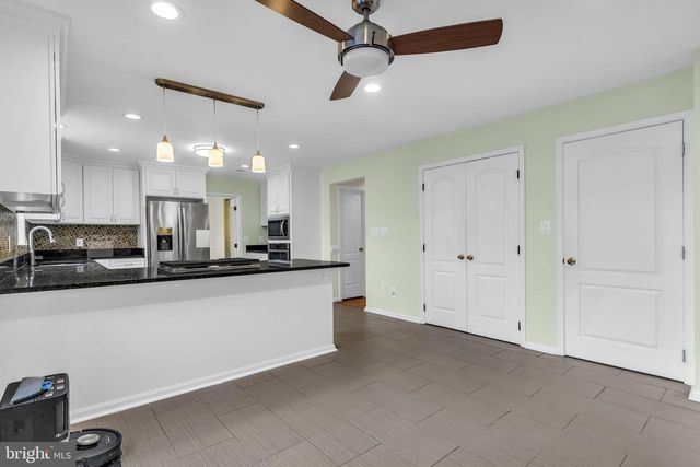 2608 CHRISWELL PL, Herndon, VA 20171