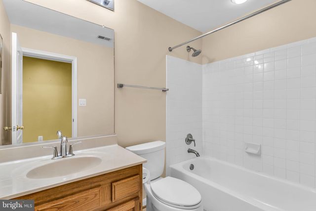 2608 CHRISWELL PL, Herndon, VA 20171