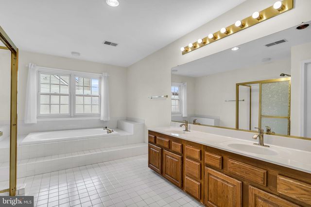 2608 CHRISWELL PL, Herndon, VA 20171