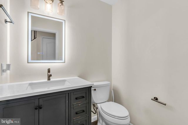 2608 CHRISWELL PL, Herndon, VA 20171