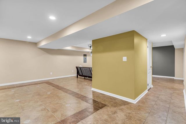 2608 CHRISWELL PL, Herndon, VA 20171
