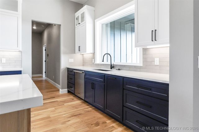 11239 S 216th East Avenue, Broken Arrow, OK 74011