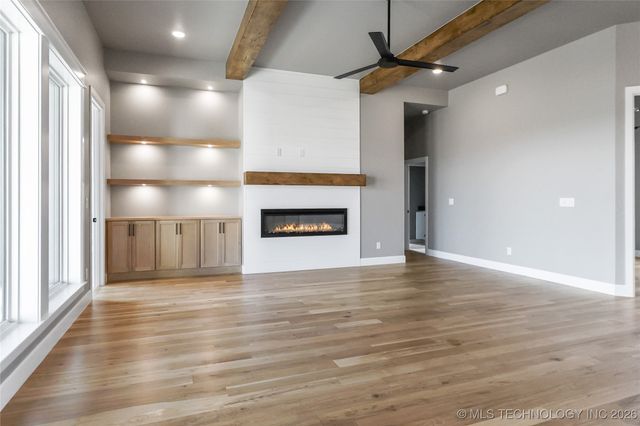 11239 S 216th East Avenue, Broken Arrow, OK 74011