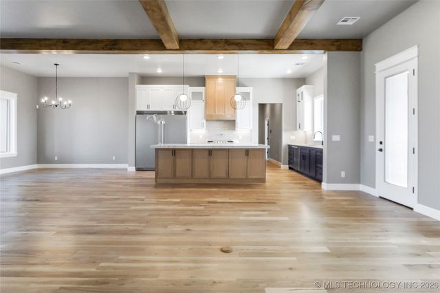 11239 S 216th East Avenue, Broken Arrow, OK 74011