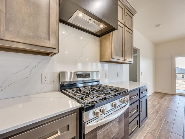 257 Sage Brush Way, Edmond, OK 73025