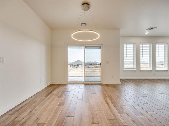 257 Sage Brush Way, Edmond, OK 73025