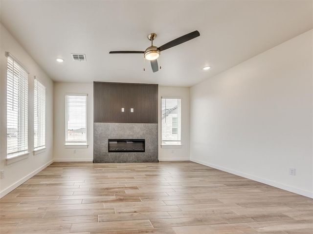 257 Sage Brush Way, Edmond, OK 73025