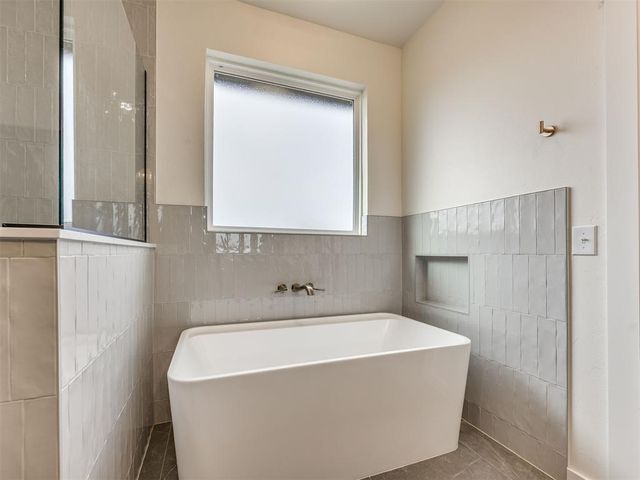 257 Sage Brush Way, Edmond, OK 73025