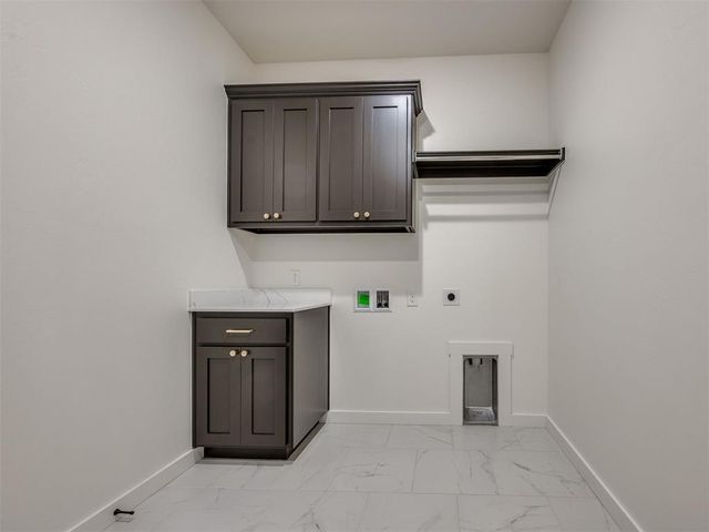 257 Sage Brush Way, Edmond, OK 73025