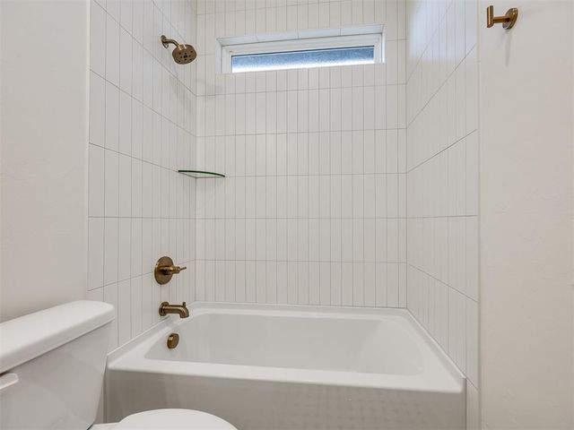 257 Sage Brush Way, Edmond, OK 73025