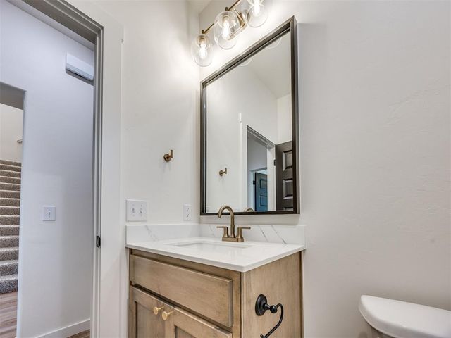 257 Sage Brush Way, Edmond, OK 73025