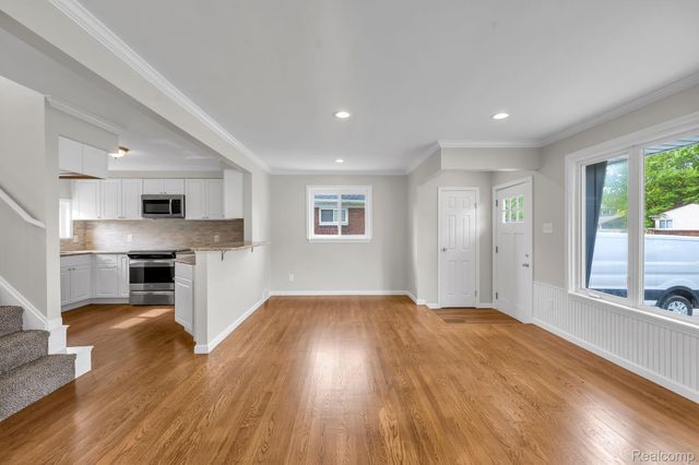 3043 Green Street, Lincoln Park, MI 48146