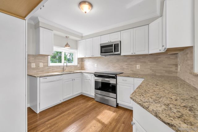 3043 Green Street, Lincoln Park, MI 48146