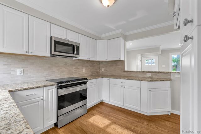 3043 Green Street, Lincoln Park, MI 48146