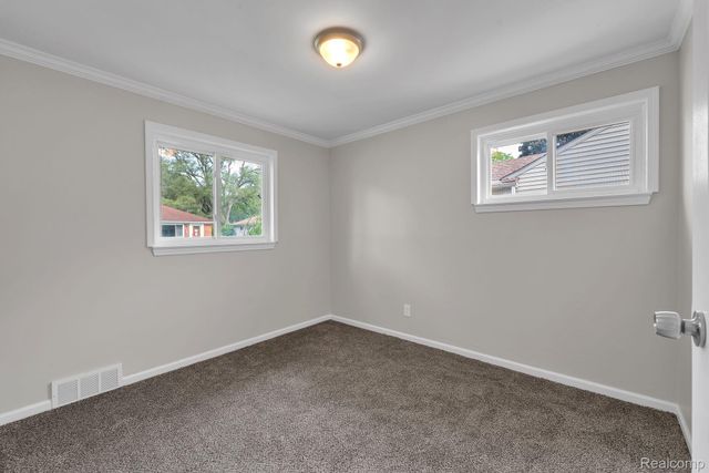 3043 Green Street, Lincoln Park, MI 48146