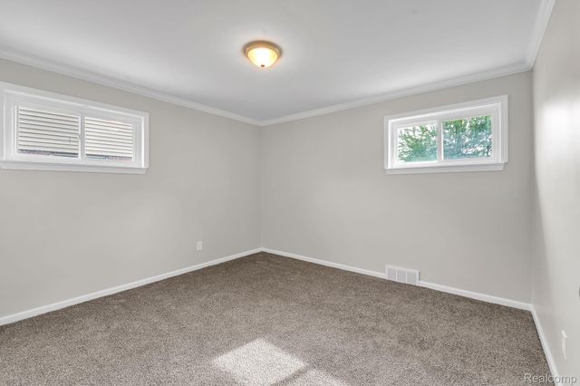 3043 Green Street, Lincoln Park, MI 48146