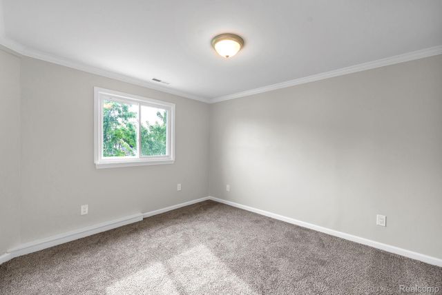 3043 Green Street, Lincoln Park, MI 48146