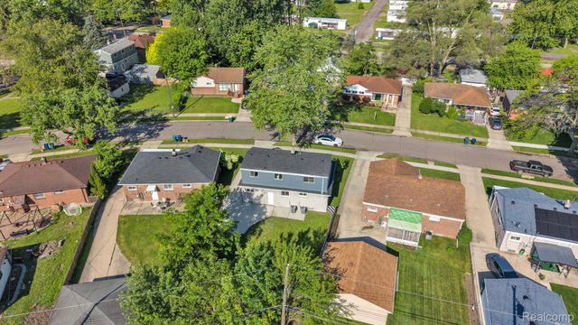 3043 Green Street, Lincoln Park, MI 48146
