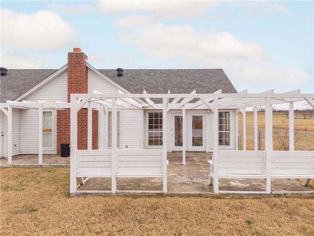 5211 Old Forest Grove Road, Charleston, AR 72933