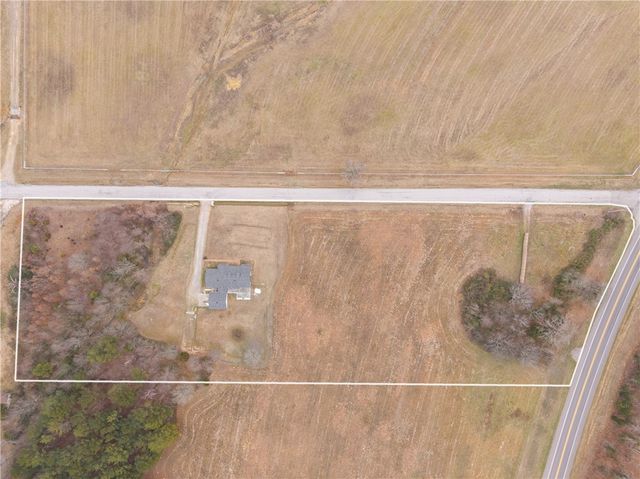 5211 Old Forest Grove Road, Charleston, AR 72933