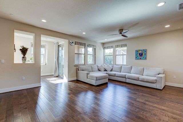 716 716 TRANQUILITY CIR 1, Livermore, CA 94551