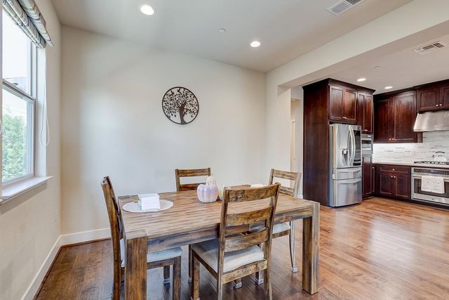 716 716 TRANQUILITY CIR 1, Livermore, CA 94551