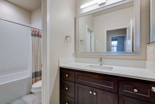 716 716 TRANQUILITY CIR 1, Livermore, CA 94551