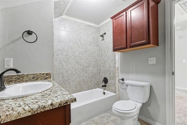 1826 NE 135th Street, Oklahoma City, OK 73131