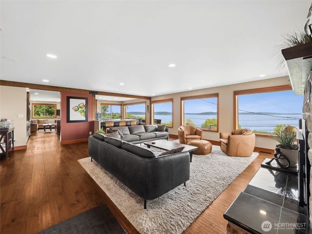 3720 N Waterview Street, Tacoma, WA 98407