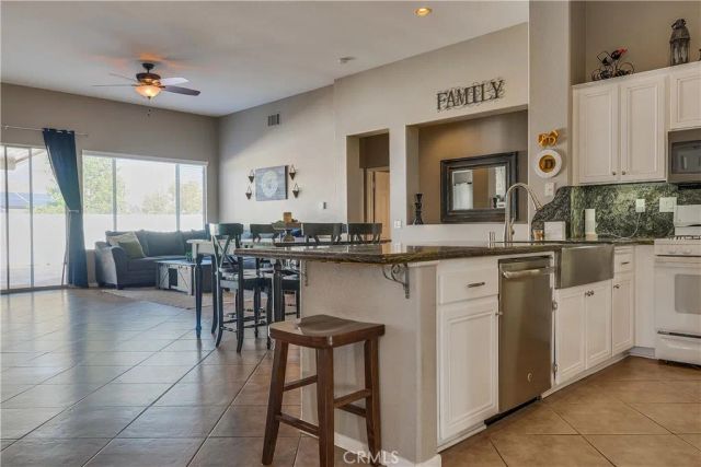 13946 Moqui Way, Corona, CA 92883