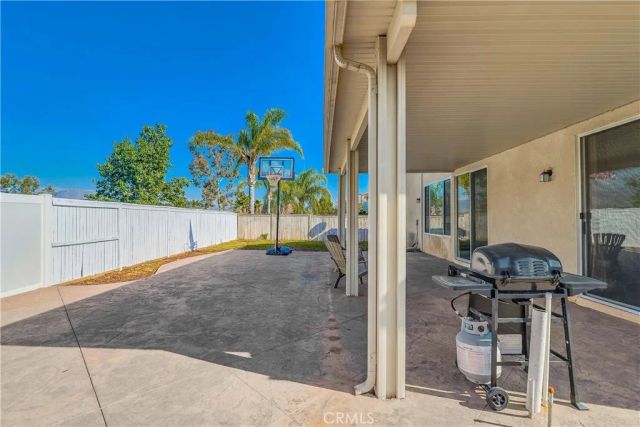 13946 Moqui Way, Corona, CA 92883