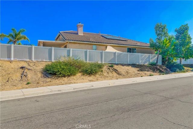 13946 Moqui Way, Corona, CA 92883