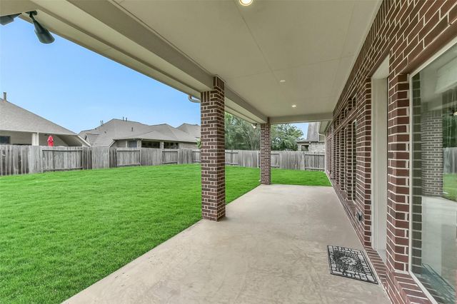 13611 Mystic Park Court, Pearland, TX 77584