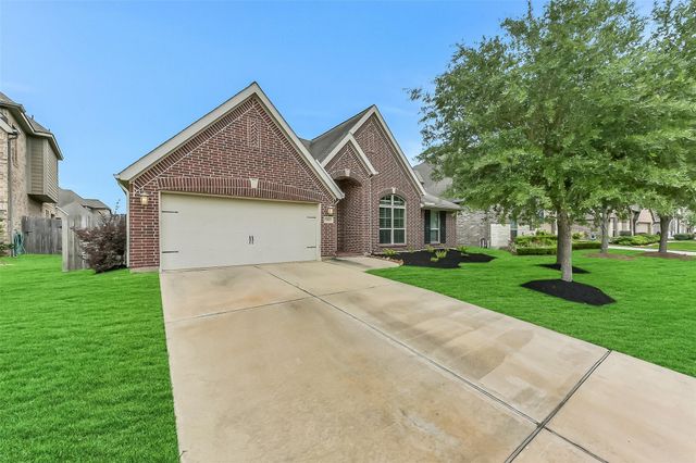 13611 Mystic Park Court, Pearland, TX 77584