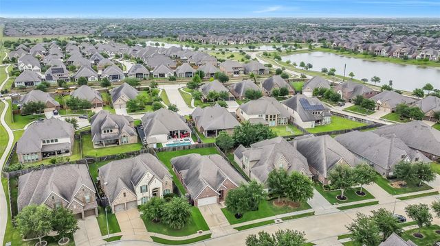 13611 Mystic Park Court, Pearland, TX 77584