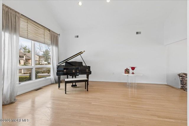 220 Tracy Drive, Morganville, NJ 07751