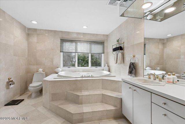 220 Tracy Drive, Morganville, NJ 07751