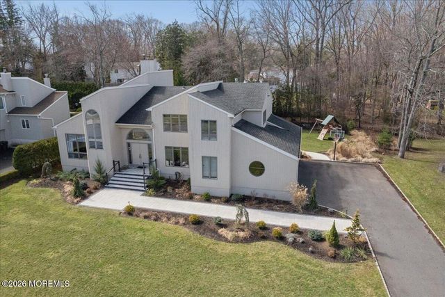 220 Tracy Drive, Morganville, NJ 07751