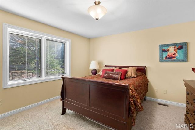 6414 Country Club Road, Washington, MO 63090