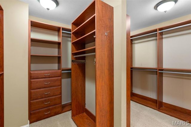 6414 Country Club Road, Washington, MO 63090