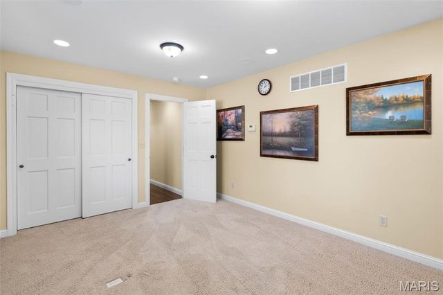 6414 Country Club Road, Washington, MO 63090