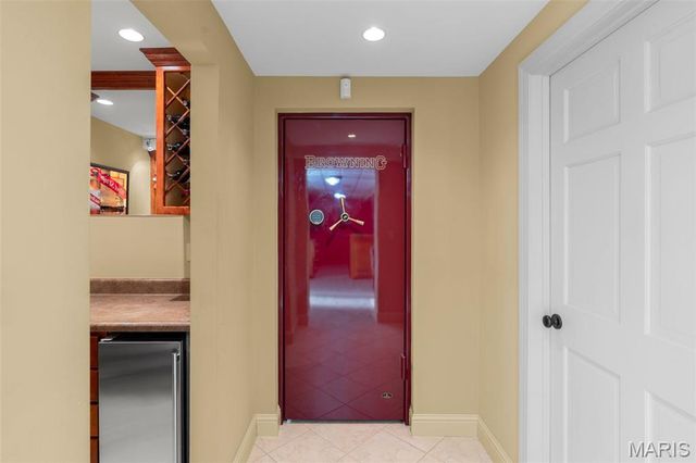 6414 Country Club Road, Washington, MO 63090