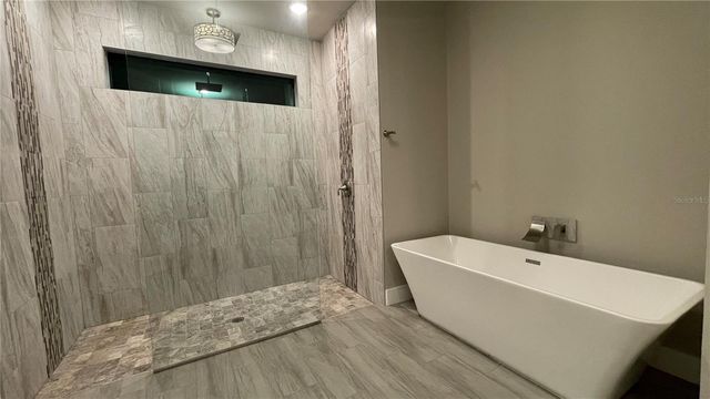 318 RADFORD AVENUE, Lehigh Acres, FL 33974