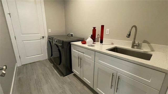 318 RADFORD AVENUE, Lehigh Acres, FL 33974