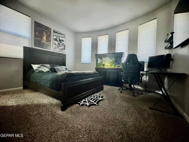 712 BELKEN Place, El Paso, TX 79928