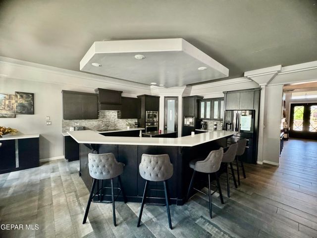 712 BELKEN Place, El Paso, TX 79928