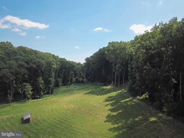 15 DAVIDSON RD, West Chester, PA 19382