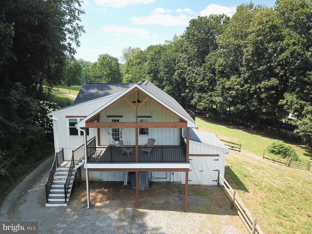 15 DAVIDSON RD, West Chester, PA 19382