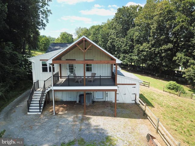 15 DAVIDSON RD, West Chester, PA 19382