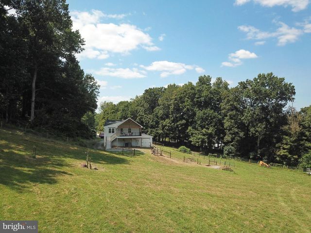 15 DAVIDSON RD, West Chester, PA 19382